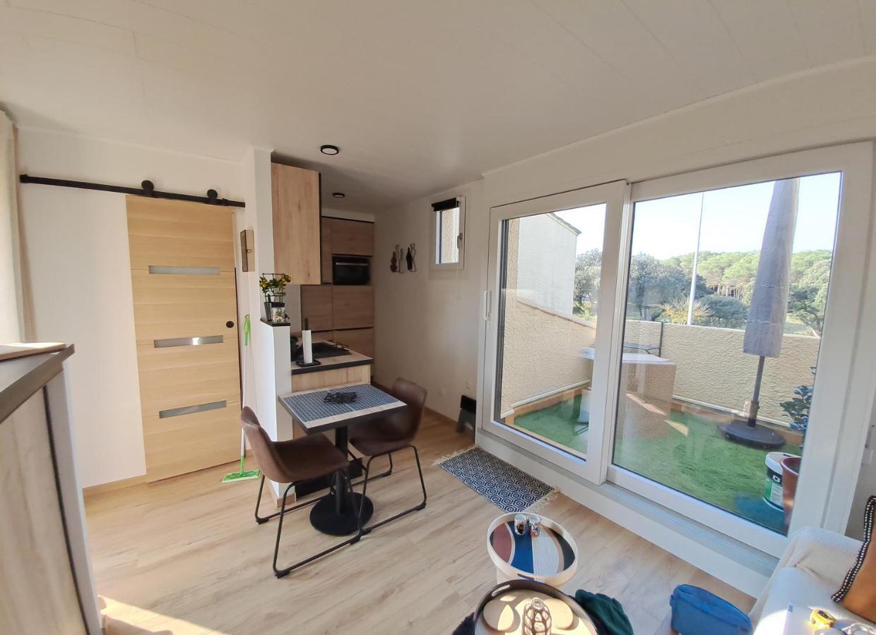 Studio Climatise Cosy Avec Grande Piscine Chauffee Agde Buitenkant foto